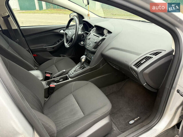 Серый Форд Фокус, объемом двигателя 2 л и пробегом 170 тыс. км за 6999 $, фото 10 на Automoto.ua