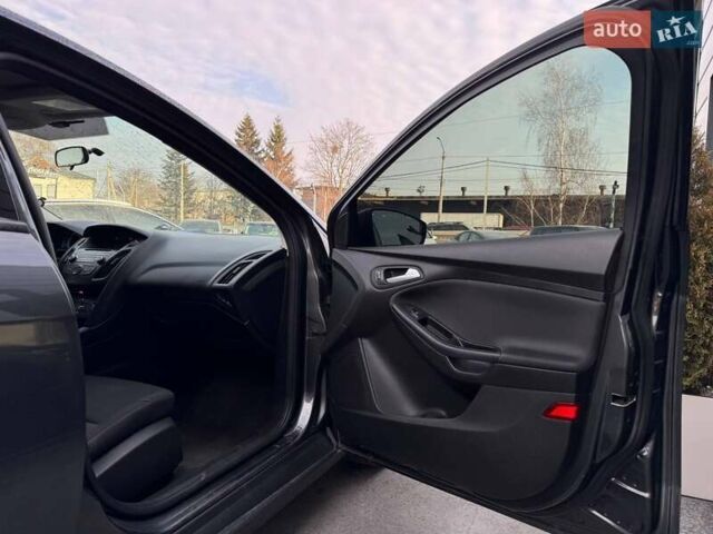 Серый Форд Фокус, объемом двигателя 2 л и пробегом 94 тыс. км за 7200 $, фото 45 на Automoto.ua