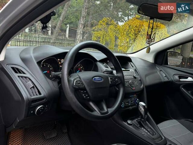 Сірий Форд Фокус, об'ємом двигуна 2 л та пробігом 139 тис. км за 7999 $, фото 13 на Automoto.ua