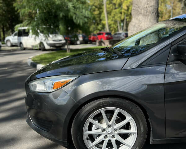 Сірий Форд Фокус, об'ємом двигуна 2 л та пробігом 122 тис. км за 7750 $, фото 8 на Automoto.ua