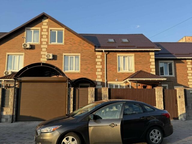 Форд Фокус 2016 в Белой Церкве на Automoto.ua Серый Форд Фокус, объемом двигателя 2 л и пробегом 98 тыс. км за 8000 $, фото 1 на Automoto.ua