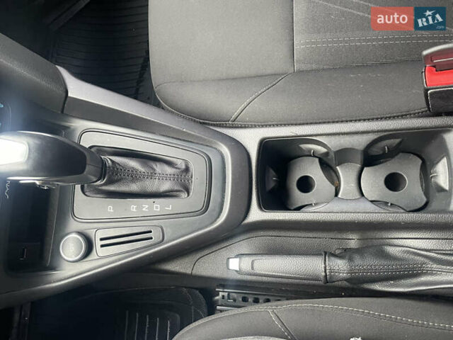 Серый Форд Фокус, объемом двигателя 2 л и пробегом 186 тыс. км за 7500 $, фото 21 на Automoto.ua