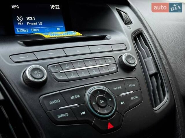 Сірий Форд Фокус, об'ємом двигуна 2 л та пробігом 139 тис. км за 7999 $, фото 21 на Automoto.ua