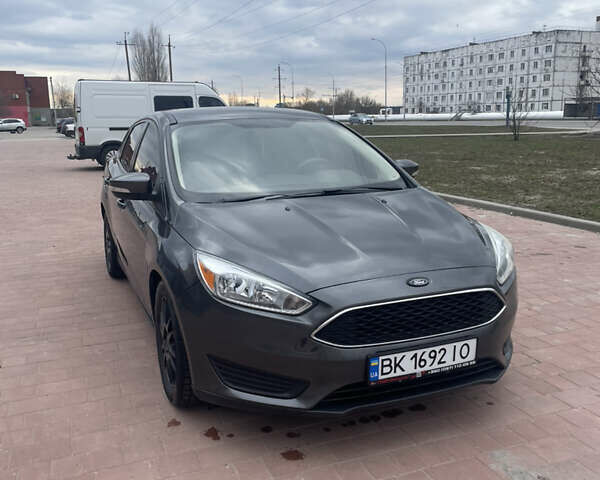 Серый Форд Фокус, объемом двигателя 2 л и пробегом 186 тыс. км за 7500 $, фото 1 на Automoto.ua