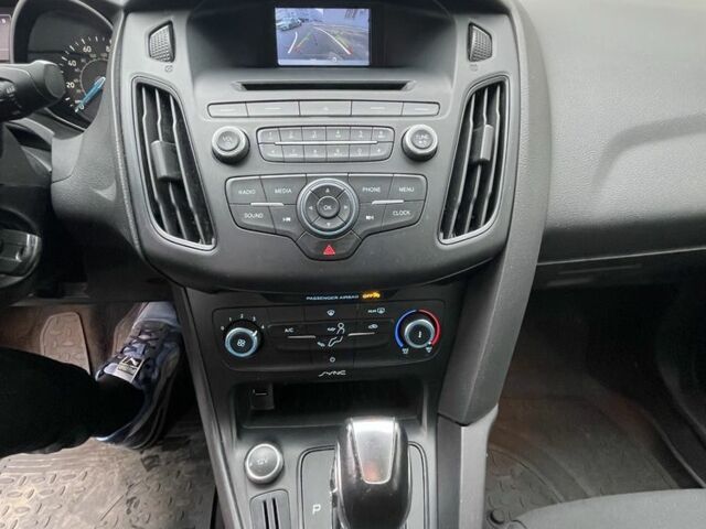 Серый Форд Фокус, объемом двигателя 2 л и пробегом 157 тыс. км за 8300 $, фото 10 на Automoto.ua