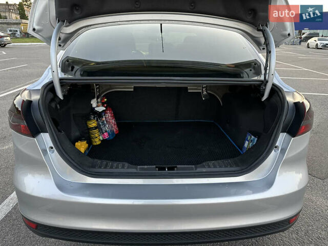 Серый Форд Фокус, объемом двигателя 2 л и пробегом 293 тыс. км за 7900 $, фото 20 на Automoto.ua