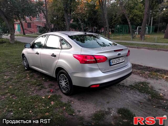 Серый Форд Фокус, объемом двигателя 2 л и пробегом 140 тыс. км за 7000 $, фото 2 на Automoto.ua