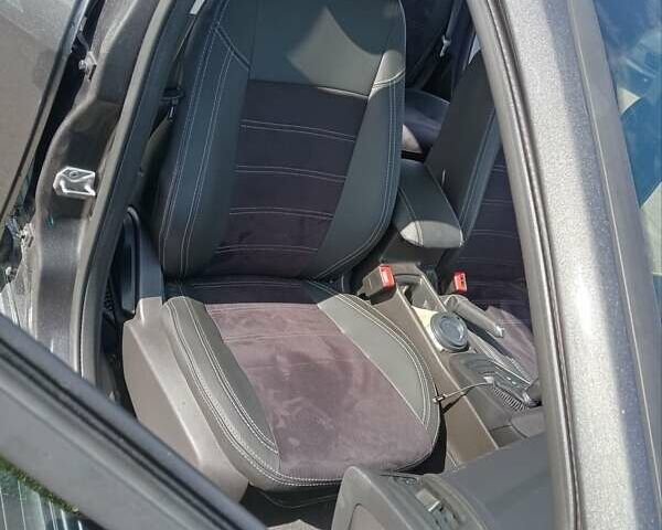 Серый Форд Фокус, объемом двигателя 2 л и пробегом 199 тыс. км за 9600 $, фото 20 на Automoto.ua