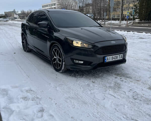 Сірий Форд Фокус, об'ємом двигуна 2 л та пробігом 142 тис. км за 7850 $, фото 1 на Automoto.ua