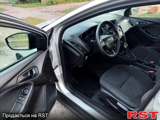 Серый Форд Фокус, объемом двигателя 2 л и пробегом 140 тыс. км за 7000 $, фото 5 на Automoto.ua