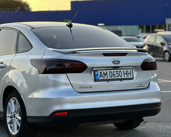 Серый Форд Фокус, объемом двигателя 2 л и пробегом 293 тыс. км за 7900 $, фото 11 на Automoto.ua
