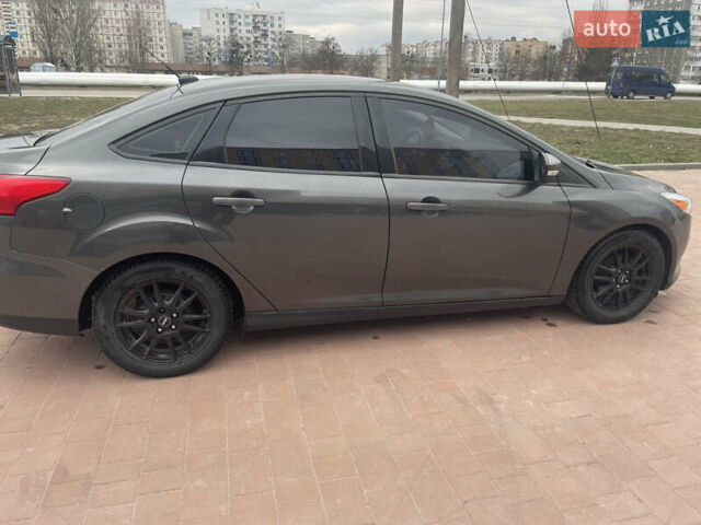 Серый Форд Фокус, объемом двигателя 2 л и пробегом 186 тыс. км за 7500 $, фото 2 на Automoto.ua