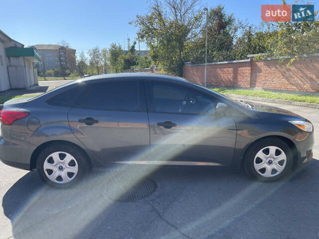 Сірий Форд Фокус, об'ємом двигуна 2 л та пробігом 222 тис. км за 8100 $, фото 3 на Automoto.ua