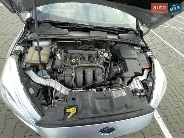Серый Форд Фокус, объемом двигателя 2 л и пробегом 200 тыс. км за 8300 $, фото 4 на Automoto.ua