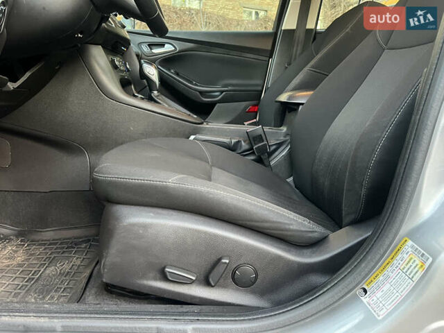 Серый Форд Фокус, объемом двигателя 2 л и пробегом 140 тыс. км за 8500 $, фото 14 на Automoto.ua