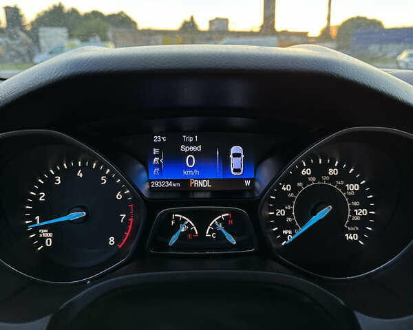 Серый Форд Фокус, объемом двигателя 2 л и пробегом 293 тыс. км за 7900 $, фото 35 на Automoto.ua