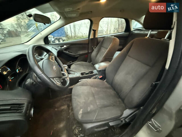 Сірий Форд Фокус, об'ємом двигуна 2 л та пробігом 258 тис. км за 5750 $, фото 8 на Automoto.ua