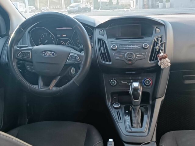 Сірий Форд Фокус, об'ємом двигуна 2 л та пробігом 182 тис. км за 7700 $, фото 3 на Automoto.ua