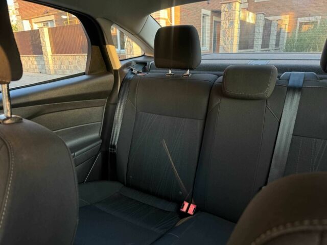 Форд Фокус 2016 в Белой Церкве на Automoto.ua Серый Форд Фокус, объемом двигателя 2 л и пробегом 98 тыс. км за 8000 $, фото 23 на Automoto.ua