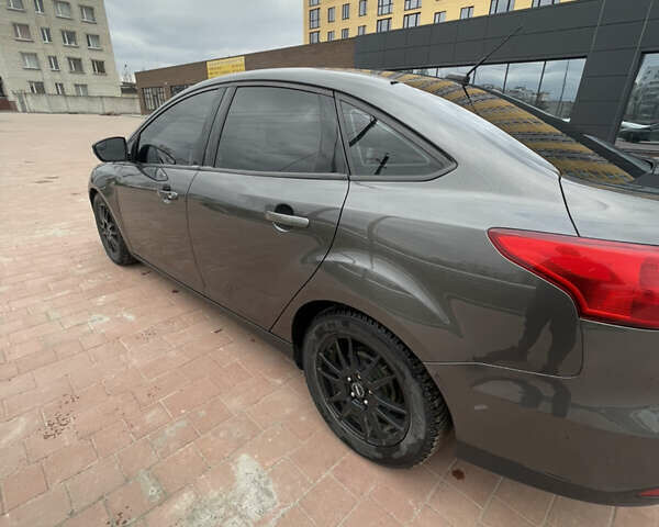 Серый Форд Фокус, объемом двигателя 2 л и пробегом 186 тыс. км за 7500 $, фото 9 на Automoto.ua