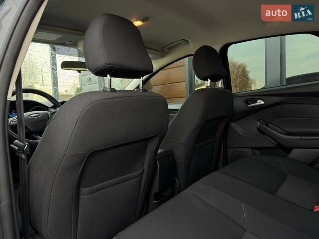 Серый Форд Фокус, объемом двигателя 2 л и пробегом 94 тыс. км за 7200 $, фото 41 на Automoto.ua
