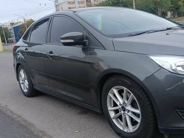 Сірий Форд Фокус, об'ємом двигуна 2 л та пробігом 182 тис. км за 7700 $, фото 2 на Automoto.ua