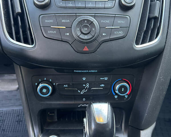 Сірий Форд Фокус, об'ємом двигуна 2 л та пробігом 149 тис. км за 8200 $, фото 8 на Automoto.ua