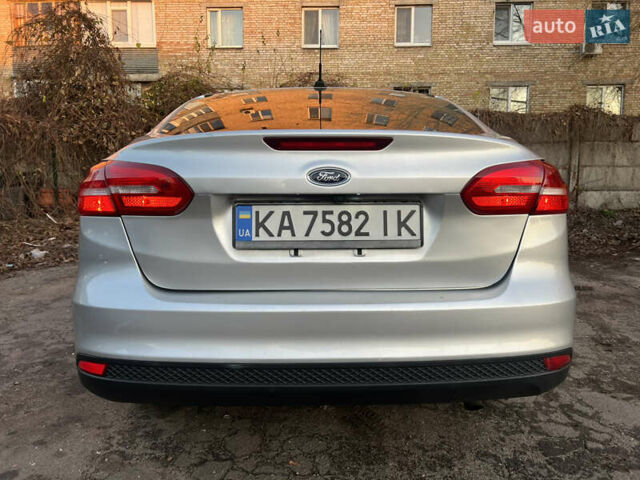 Серый Форд Фокус, объемом двигателя 2 л и пробегом 140 тыс. км за 8500 $, фото 9 на Automoto.ua