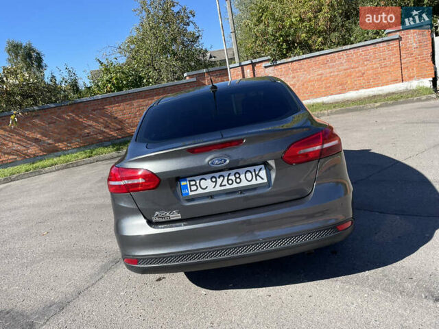 Сірий Форд Фокус, об'ємом двигуна 2 л та пробігом 222 тис. км за 8100 $, фото 5 на Automoto.ua
