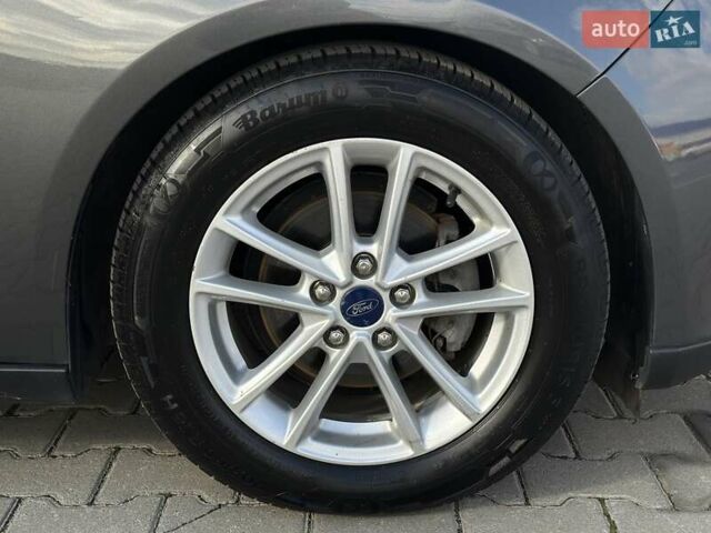 Серый Форд Фокус, объемом двигателя 2 л и пробегом 78 тыс. км за 8900 $, фото 8 на Automoto.ua