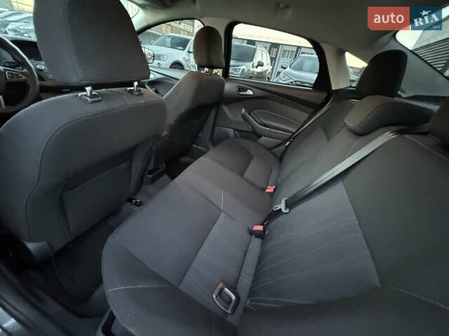 Серый Форд Фокус, объемом двигателя 2 л и пробегом 82 тыс. км за 8000 $, фото 9 на Automoto.ua