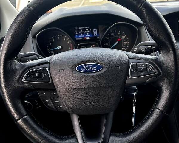 Сірий Форд Фокус, об'ємом двигуна 2 л та пробігом 184 тис. км за 8000 $, фото 18 на Automoto.ua