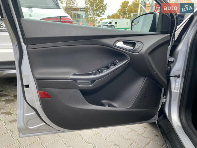 Серый Форд Фокус, объемом двигателя 2 л и пробегом 174 тыс. км за 8700 $, фото 10 на Automoto.ua