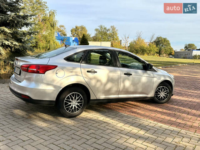 Сірий Форд Фокус, об'ємом двигуна 2 л та пробігом 144 тис. км за 6900 $, фото 7 на Automoto.ua
