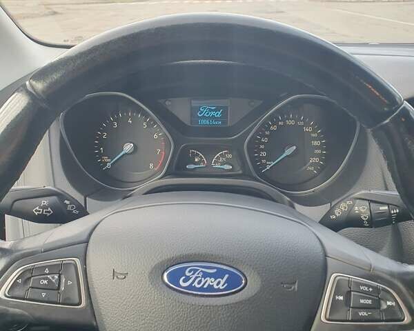 Сірий Форд Фокус, об'ємом двигуна 1 л та пробігом 100 тис. км за 8350 $, фото 23 на Automoto.ua