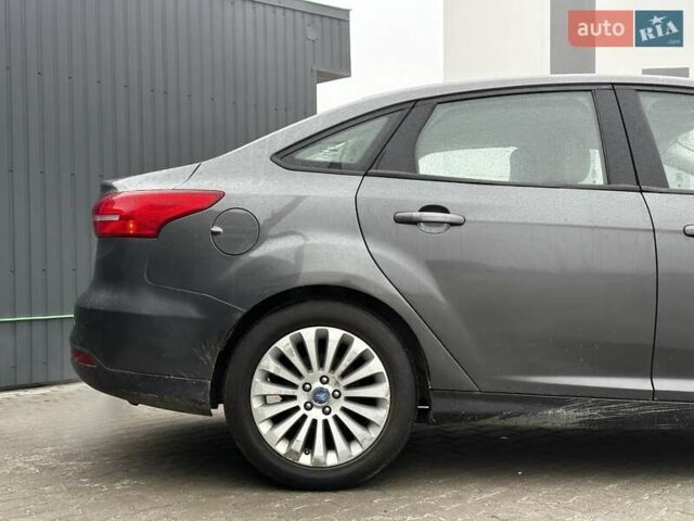 Серый Форд Фокус, объемом двигателя 2 л и пробегом 151 тыс. км за 6799 $, фото 9 на Automoto.ua