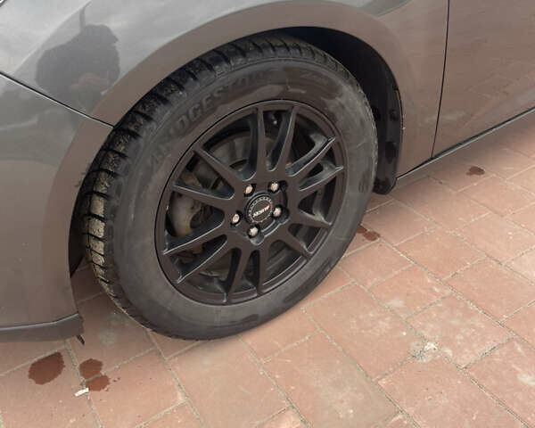 Серый Форд Фокус, объемом двигателя 2 л и пробегом 186 тыс. км за 7500 $, фото 11 на Automoto.ua