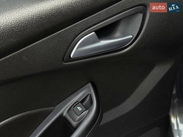 Серый Форд Фокус, объемом двигателя 2 л и пробегом 94 тыс. км за 7200 $, фото 39 на Automoto.ua