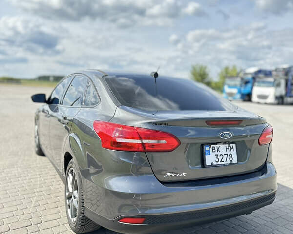 Сірий Форд Фокус, об'ємом двигуна 2.01 л та пробігом 108 тис. км за 8500 $, фото 13 на Automoto.ua