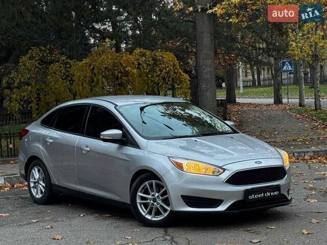 Сірий Форд Фокус, об'ємом двигуна 2 л та пробігом 139 тис. км за 7999 $, фото 9 на Automoto.ua