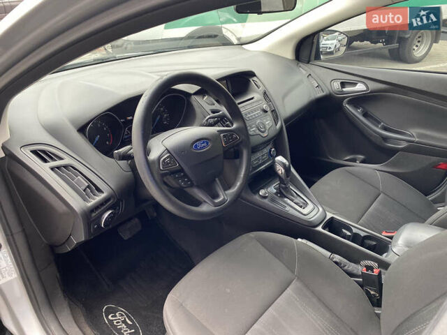 Серый Форд Фокус, объемом двигателя 2 л и пробегом 174 тыс. км за 8700 $, фото 9 на Automoto.ua