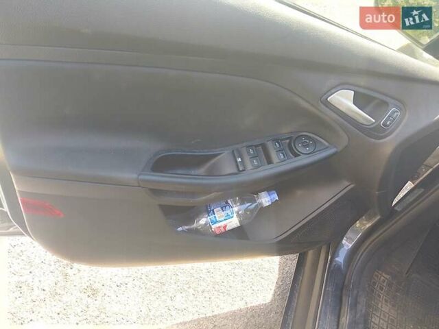 Серый Форд Фокус, объемом двигателя 2.01 л и пробегом 220 тыс. км за 6799 $, фото 14 на Automoto.ua