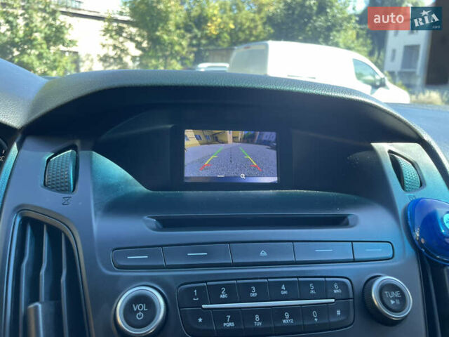 Сірий Форд Фокус, об'ємом двигуна 2 л та пробігом 222 тис. км за 8500 $, фото 16 на Automoto.ua