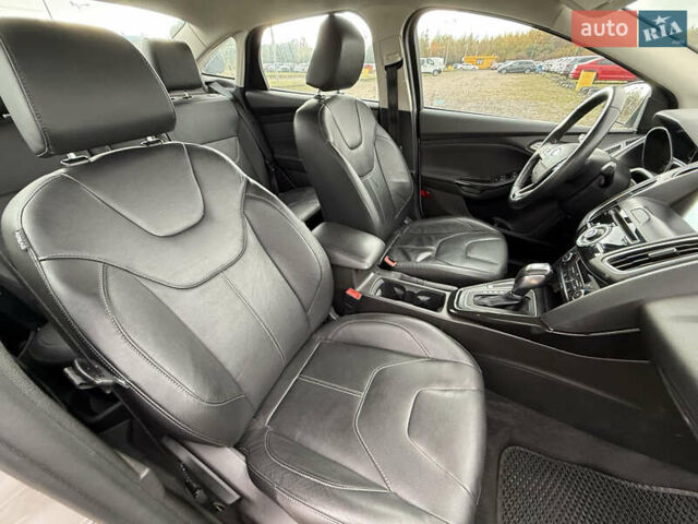 Сірий Форд Фокус, об'ємом двигуна 2 л та пробігом 131 тис. км за 9050 $, фото 9 на Automoto.ua