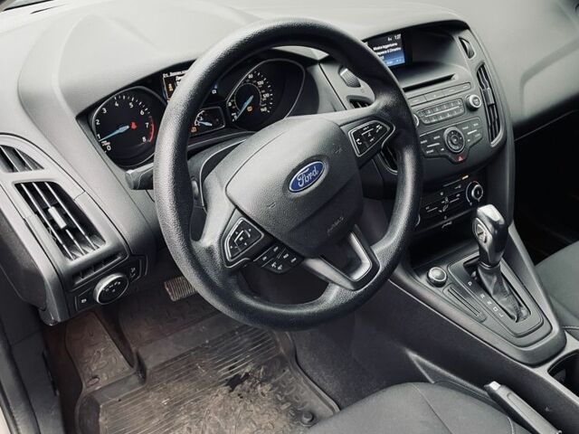 Серый Форд Фокус, объемом двигателя 2 л и пробегом 157 тыс. км за 8300 $, фото 7 на Automoto.ua