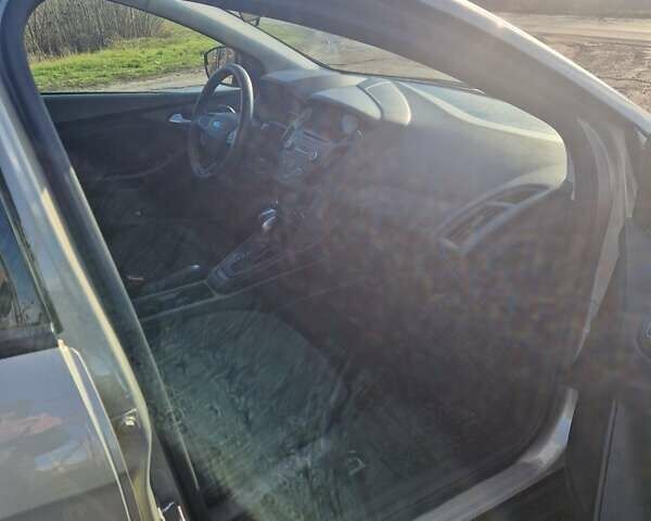 Серый Форд Фокус, объемом двигателя 2.01 л и пробегом 135 тыс. км за 8500 $, фото 10 на Automoto.ua