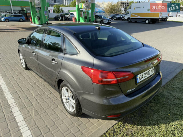 Серый Форд Фокус, объемом двигателя 2 л и пробегом 204 тыс. км за 7700 $, фото 5 на Automoto.ua