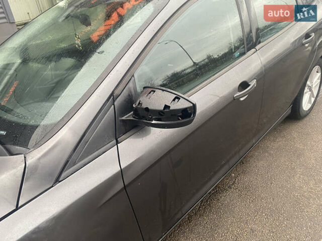 Серый Форд Фокус, объемом двигателя 2 л и пробегом 346 тыс. км за 6299 $, фото 5 на Automoto.ua