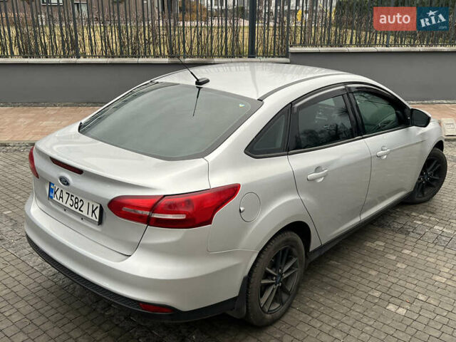 Серый Форд Фокус, объемом двигателя 2 л и пробегом 140 тыс. км за 7700 $, фото 12 на Automoto.ua