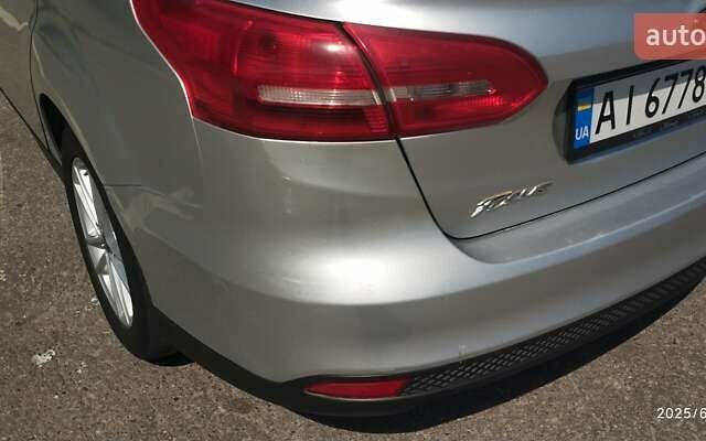 Сірий Форд Фокус, об'ємом двигуна 2 л та пробігом 166 тис. км за 8500 $, фото 5 на Automoto.ua